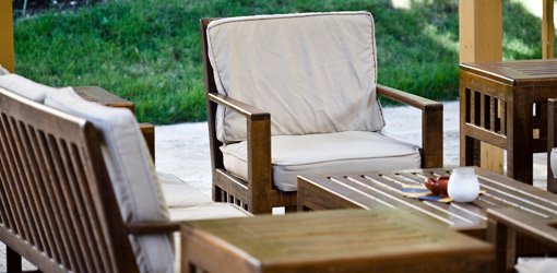 how to clean outdoor patio and deck furniture | today's homeowner